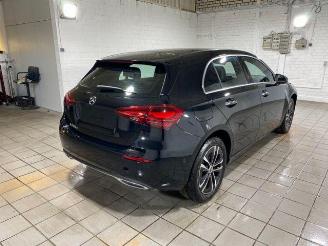 Unfallwagen Mercedes A-klasse  2025/9