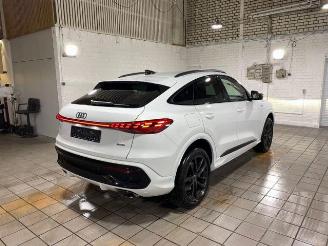 damaged passenger cars Audi Q5 Sportback e-Hybrid 220kW S line 360/NAVI 2026/1