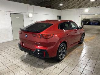 Auto incidentate BMW iX2 xDrive30 M Sport Pro HUD/AHK/360/H&K/NAVI 2023/11