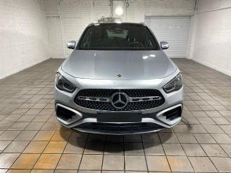 Mercedes GLA 250e AMG Line PANO/HUD/360/NAVI picture 5