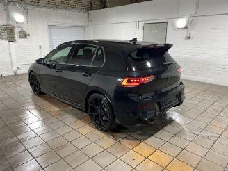 damaged passenger cars Volkswagen Golf R 4Motion Black Edition PANO/360/H&K/NAVI 2024/12