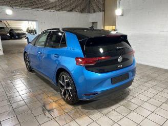krockskadad bil auto Volkswagen ID.3 Pro 2025/10