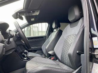 Volkswagen T-Roc 1.5 TSI DSG R-Line AHK/KAM/NAVI picture 15