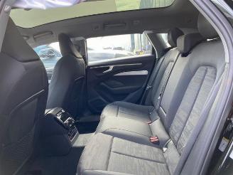 Audi A6 avant 2.0 TDI quattro PANO/360/AHK/NAVI picture 16