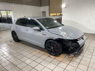 Volkswagen Golf GTI DSG picture 8