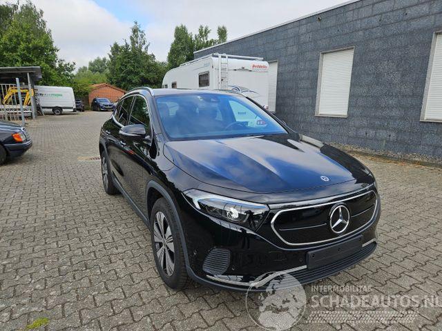 Mercedes EQA 250+ AHK/KAM/NAVI