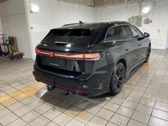 uszkodzony samochody osobowe Volkswagen ID.7 Tourer GTX 4Motion HUD/AHK/360/NAVI/H&K 2026/1