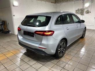 Damaged car Mercedes B-klasse  2025/6