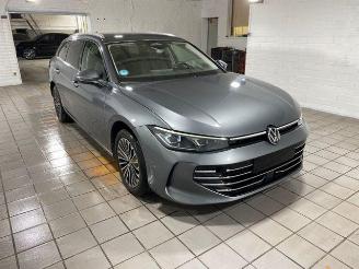 Volkswagen Passat Variant 1.5 TSI e-Hybrid Elegance AHK/360 picture 4