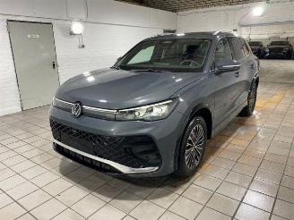 Auto incidentate Volkswagen Tiguan 2.0 TDI DSG 4Motion R-LinePANO/360/NAVI 2024/11