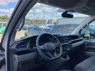 Volkswagen Transporter  picture 16