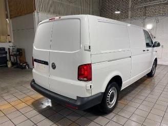 damaged passenger cars Volkswagen Transporter  2024/12