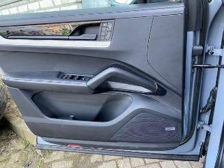 Porsche Cayenne E-Hybrid Coupe CHRONO/PANO/HUD/360/BOSE picture 21