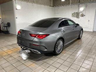 Schadeauto Mercedes Cla-klasse 250e Coupe AMG Line PANO/AHK/KAM/NAVI 2023/2