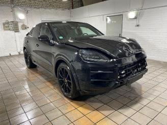 Damaged car Porsche Cayenne S E-Hybrid Coupe CHRONO/PANO/HUD/AHK/360 2025/6