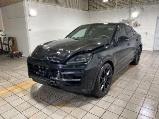 Porsche Cayenne S E-Hybrid Coupe CHRONO/PANO/HUD/AHK/360 picture 9