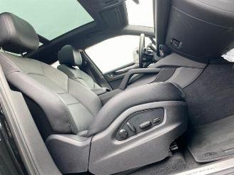Porsche Cayenne E-Hybrid CHRONO/PANO/HUD/360/AHK/NAVI picture 20