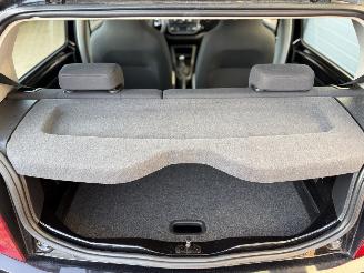 Volkswagen Up! 1.0 High-Up! Pano NAVI Cruise PDC NAP picture 25