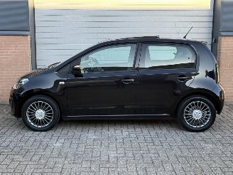 Volkswagen Up! 1.0 High-Up! Pano NAVI Cruise PDC NAP picture 11