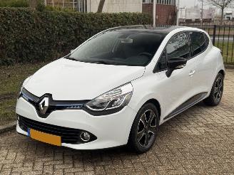 Coche accidentado Renault Clio Expression | Glas dak | Cruise | Clima | Navi | NAP | 2013/9