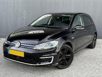 uszkodzony samochody osobowe Volkswagen e-Golf E-Golf | ACC | CLIMA | CAMERA | DCC | NAP | 2020/5
