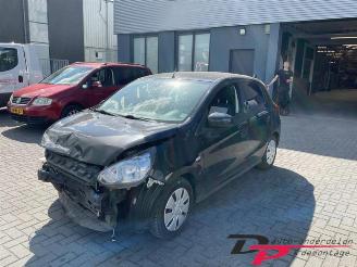 Vrakbiler auto Mitsubishi Space-star Space Star (A0), Hatchback, 2012 1.2 12V 2013/2