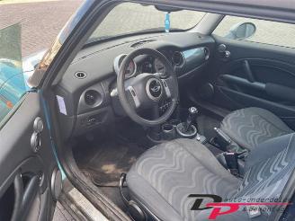 Mini Mini Mini One/Cooper (R50), Hatchback, 2001 / 2007 1.6 16V One picture 9