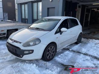 Coche siniestrado Fiat Punto Punto Evo (199), Hatchback, 2008 / 2012 1.3 JTD Multijet 85 16V Euro 5 2011/9