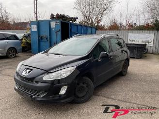 Salvage car Peugeot 308 308 SW (4E/H), Combi 5-drs, 2007 / 2014 1.6 HDiF 16V 2009/9