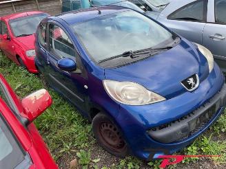 Peugeot 107 107, Hatchback, 2005 / 2014 1.0 12V picture 3