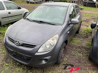 Vrakbiler auto Hyundai I-20 i20, Hatchback, 2008 / 2015 1.2i 16V 2011/3