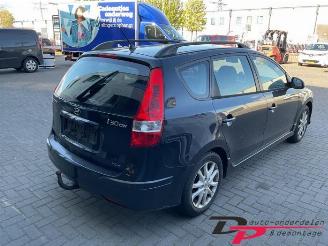 Hyundai I-30 i30 Crosswagon (WWH), Combi, 2007 / 2012 1.6 CVVT 16V picture 8