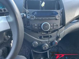 Chevrolet Spark Spark (M300), Hatchback, 2010 1.0 16V Bifuel picture 12