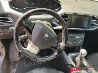 Peugeot 308 308 SW (L4/L9/LC/LJ/LR), Combi 5-drs, 2014 / 2021 1.6 BlueHDi 120 picture 11