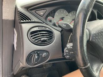 Ford Focus Automaat picture 11