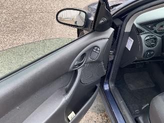 Ford Focus Automaat picture 9