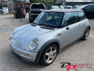 Démontage voiture Mini Mini Mini (R50/53), Hatchback, 2001 / 2007 1.6 16V Cooper 2003/2