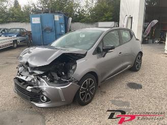 Salvage car Renault Clio Clio IV (5R), Hatchback 5-drs, 2012 / 2021 0.9 Energy TCE 90 12V 2013/1