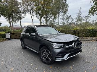 Vaurioauto  passenger cars Mercedes GLC GLC 300 GLC -Klasse GLC 300e 4Matic Panorama Trekhaak Camera VOL 2022/1