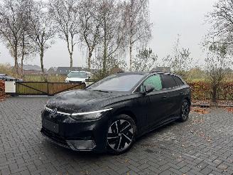 krockskadad bil auto Volkswagen ID.7 Volkswagen ID.7 Tourer Pro S 210 kW Panorama 360view VOL!! 2025/2