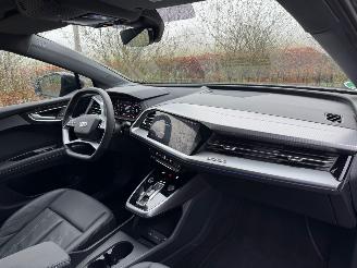 Audi Q4 Audi Q4 e-tron 45 e-tron Quattro HUD S-Line Trekhaak Leer VOL picture 4