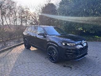 Volkswagen Tayron Volkswagen Tayron 1.5 TSI eHybrid 272pk R-Line 7 Stoelen Trekhaak ! picture 16