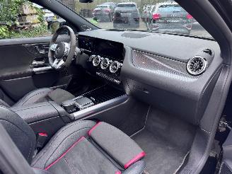 Mercedes GLA Mercedes-Benz GLA 45S AMG Panorama Schaalstoelen Ambiance VOL! picture 25
