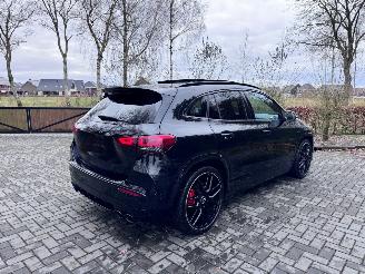 Mercedes GLA Mercedes-Benz GLA 45S AMG Panorama Schaalstoelen Ambiance VOL! picture 2