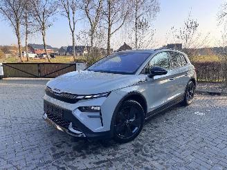 krockskadad bil auto Skoda Elroq Skoda Elroq RS Sport 250KW 4Motion 84kWh HEATPUMP HUD Canton Sound VOL 2025/10
