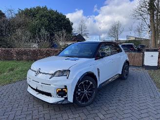 Avarii autoturisme Renault 5 Renault R5 E-Tech Electric 150 Comfort Range Iconic Five 2025/5