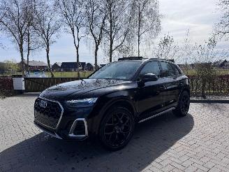 krockskadad bil auto Audi Q5 Q5 55 TFSI e Quattro S line Panorama AHK Camera Massage VOL 2023/7