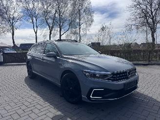 Volkswagen Passat Passat Variant GTE Panorama HUD Camera ACC Nardo VOL picture 11