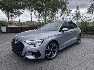krockskadad bil auto Audi A3 Audi A3 Sportback 35 TFSI S-Line Automaat Trekhaak Camera 2021/7