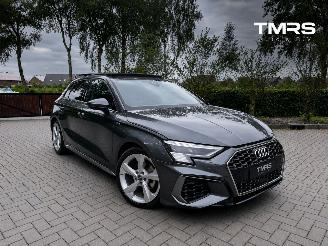 Vaurioauto  passenger cars Audi A3 Audi A3 Sportback 35 TFSI S line PANO Koelers OK Trekhaak Ambiance VOL!! 2021/11